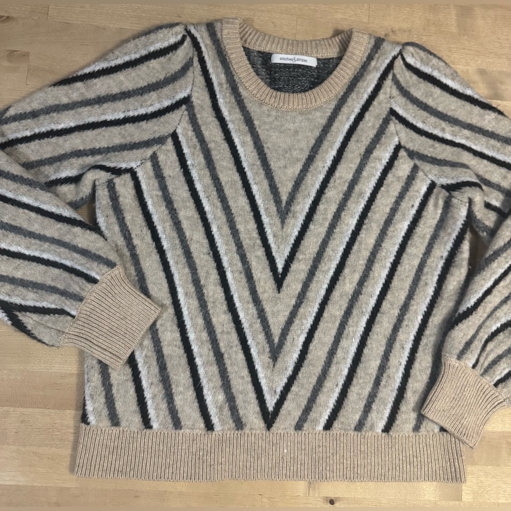 Striped V-Neck Chevron Cozy Sweater - Cream/Black - Picture 2 of 7